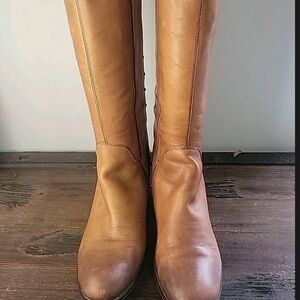 LUCKY BRAND Blaire 2 Tall Knee Studded Womans Sz 8.5M Boots in Cognac Pre-Loved
